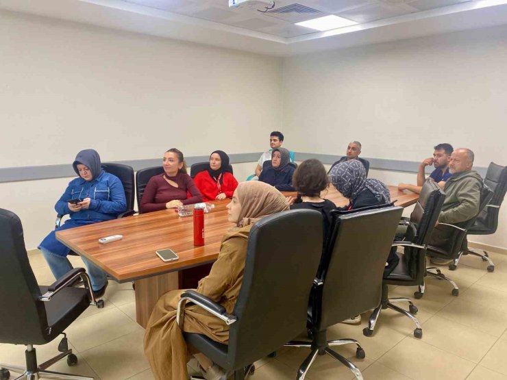 Sağlık personeline beyaz kod ve iş sağlığı ve güvenliği eğitimi verildi