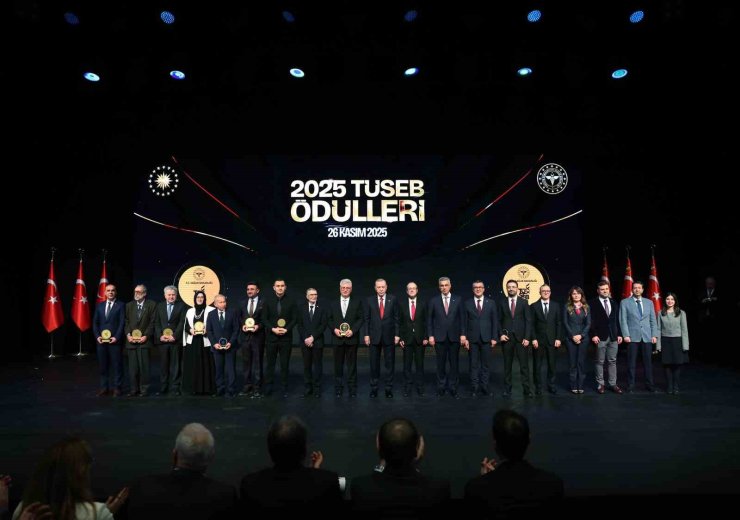 Cumhurbaşkanı Erdoğan’dan ERÜ’ye ödül