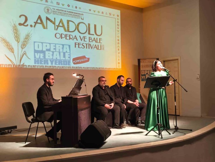 Çemişgezek’te ilk kez sahnelenen opera ve baleye yoğun ilgi
