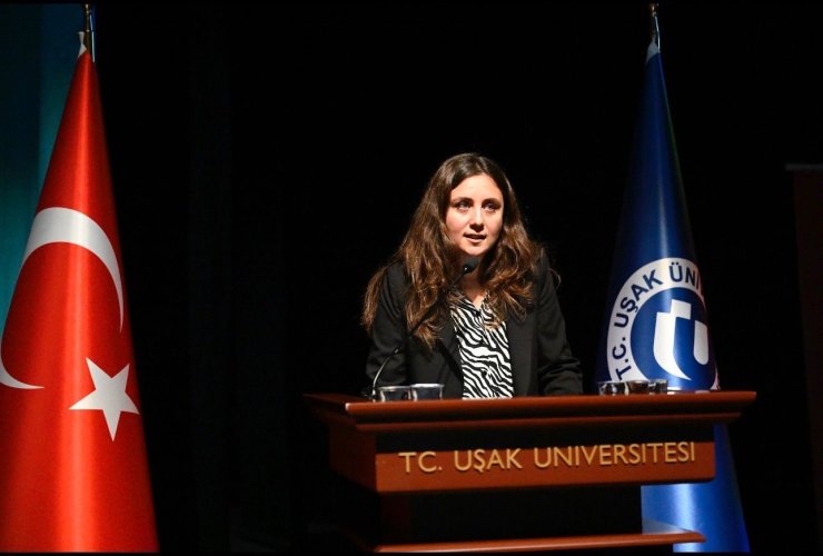 Uşak Üniversitesi’nde Kültür ve Turizm buluşması: Öğrenciler uzmanlarla bir araya geldi