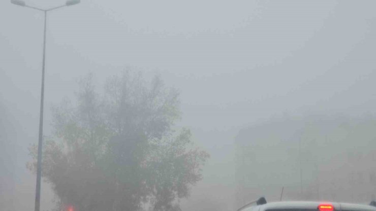 Kayseri’de sis görüş mesafesini düşürdü