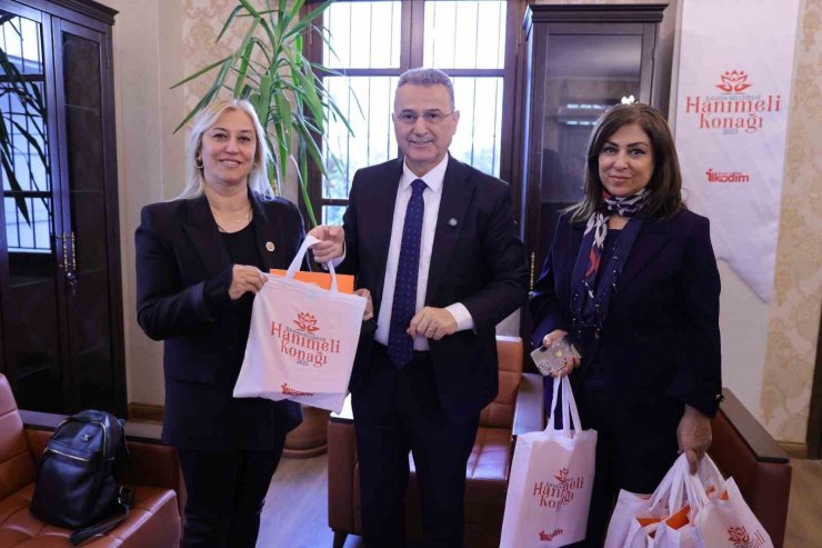 ’İlkadım’ın kadın muhtarları çalışıyor’