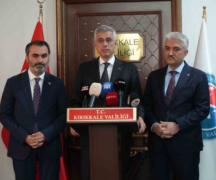 Bakan Memişoğlu: "Savunma sanayisi gibi sağlık sanayisini de güçlendiriyoruz"