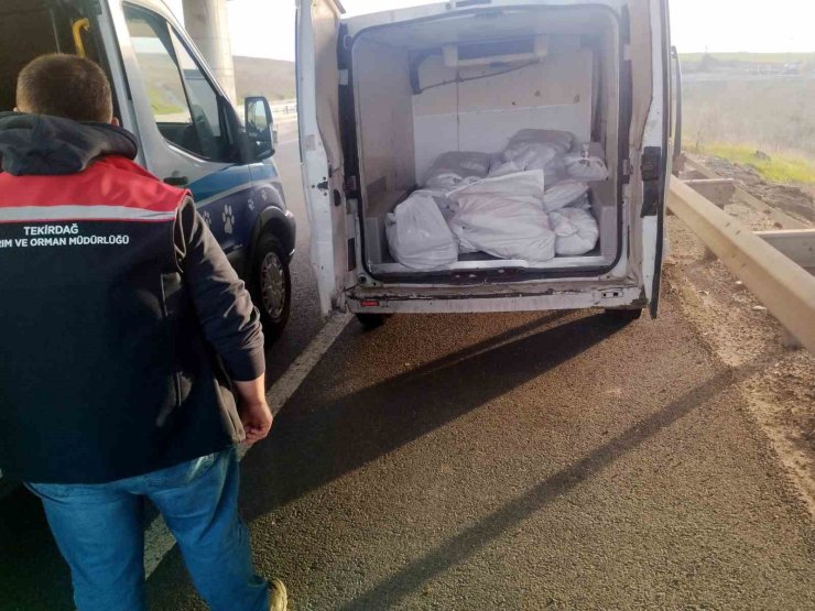 Tekirdağ’da 400 kilo menşei belirsiz kokoreç imha edildi