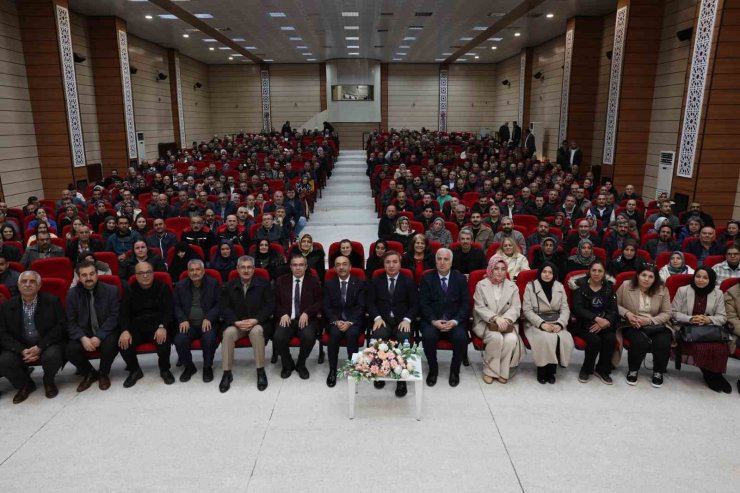 Vali Aydoğdu eğitim çalışanlarıyla bir araya geldi