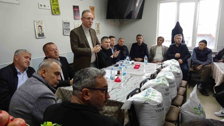 Tavşanlı’da ürericilere tohum ve gübre desteği