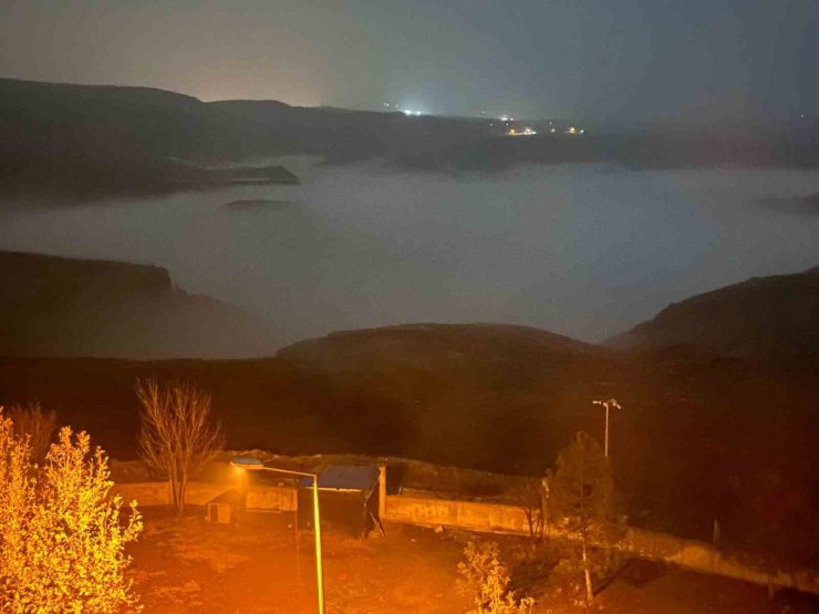Batman’da Dicle Nehri üzerinde sis denizi