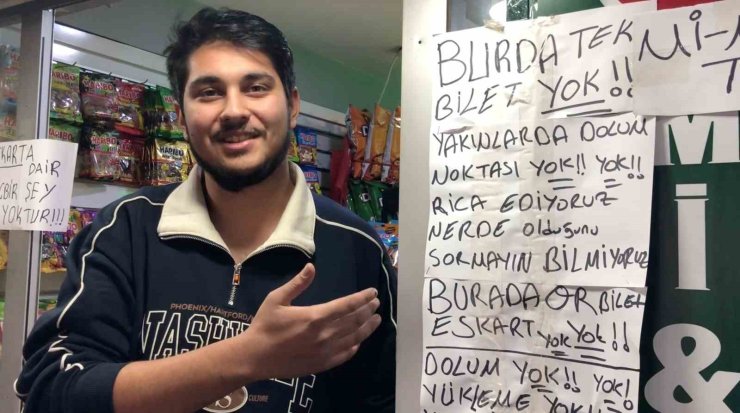 ESKART sorularından bunalan market sahibi, işyerine astığı notla gündem oldu