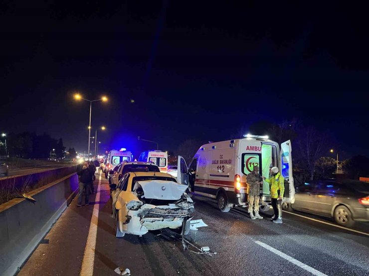 Tekirdağ’da zincirleme kaza: 2’si asker 5 yaralı