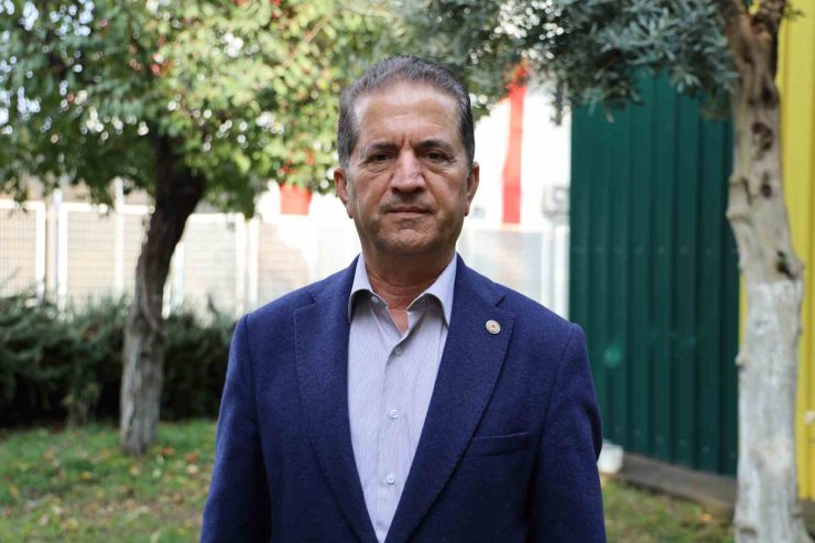 Adana’ya 4 gündür aralıksız yağan yağmur, çiftçiyi sevindirdi