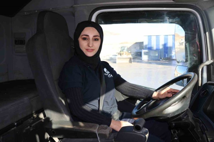 ‘Kadınsın yapamazsın’ dediler, şimdi tır şoförlüğü yapıyor