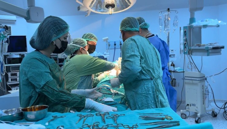 Tunceli’de 10 yıl sonra ilk kez tiroit ameliyatı yapıldı