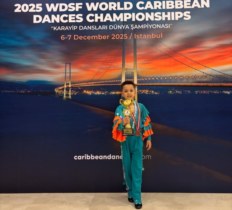 Denizli’nin gururu Toprak, 7 yaşında dünya üçüncüsü oldu