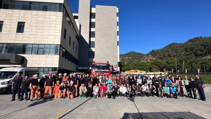 Marmaris Devlet Hastanesi’nde gerçeğini aratmayan tatbikat