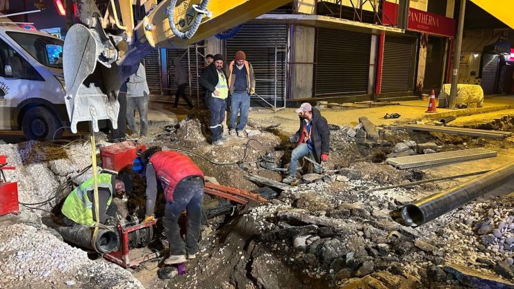 Adıyaman’da altyapı ve asfalt çalışmaları devam ediyor