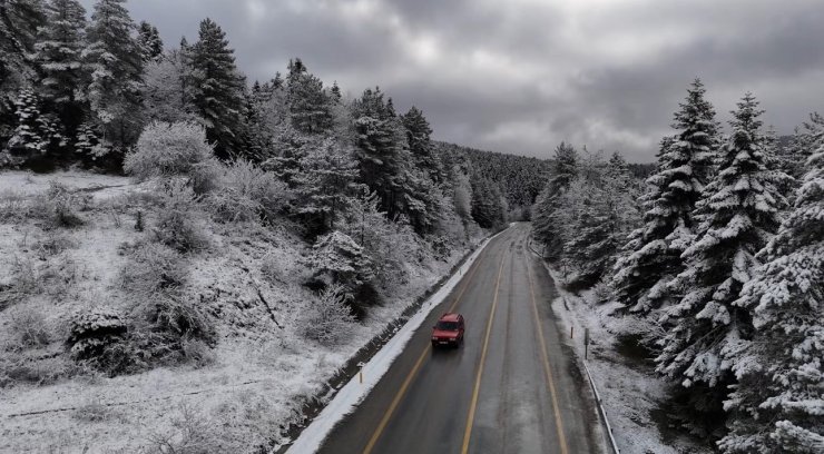 Karabük’te kar manzaraları dronla görüntülendi