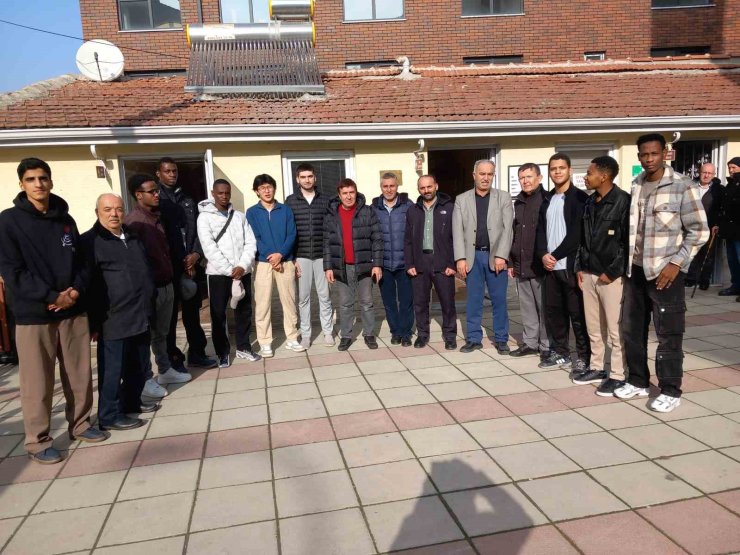 Uluslararası İmam Hatip Lisesi öğrencileri Eskişehir’de bir araya geldiler
