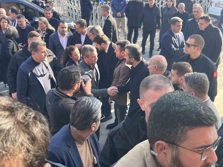 Genel Başkan Özel, Durbay ailesiyle beraber taziyeleri kabul etti