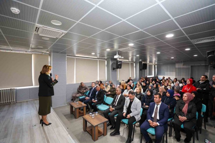 Şahin: "Çocuklarda tek tip başarı doğru değil, onları erken yaşta yeteneklere göre yönlendirmek gerekiyor"