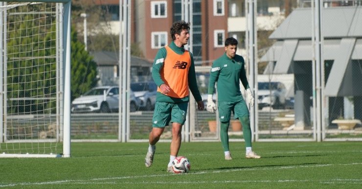 Bursaspor Aliağa FK maçı hazırlıklarına başladı