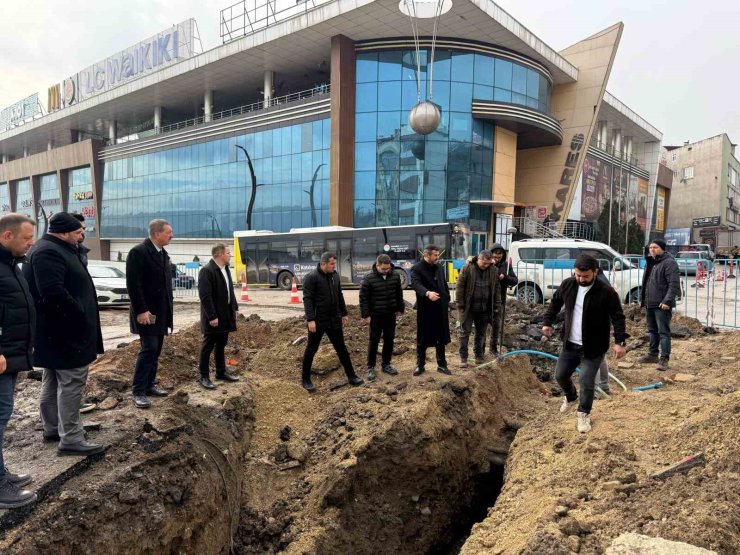 Başkan Çetinkaya, altyapı ve üstyapı çalışmalarını yerinde inceledi