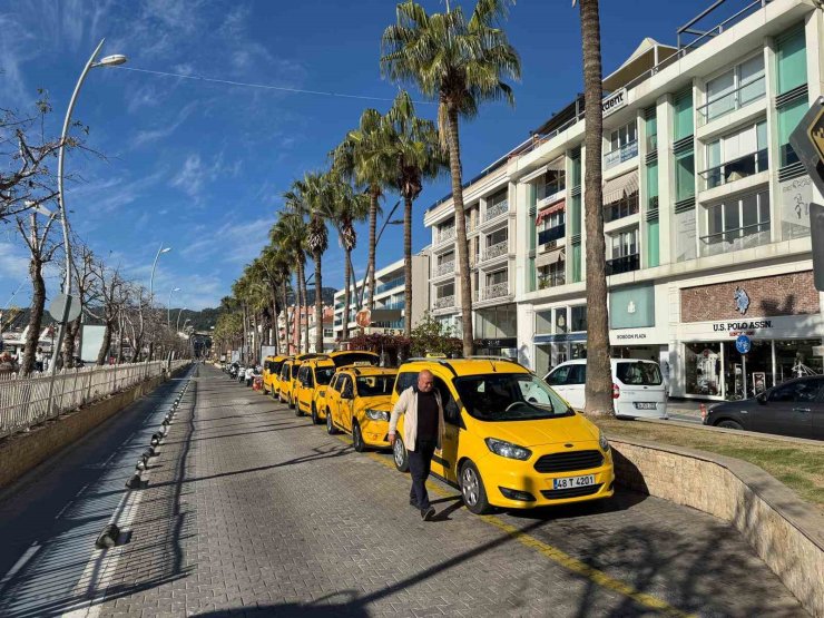 Marmaris’te "Meydan Projesi" tartışması büyüyor: