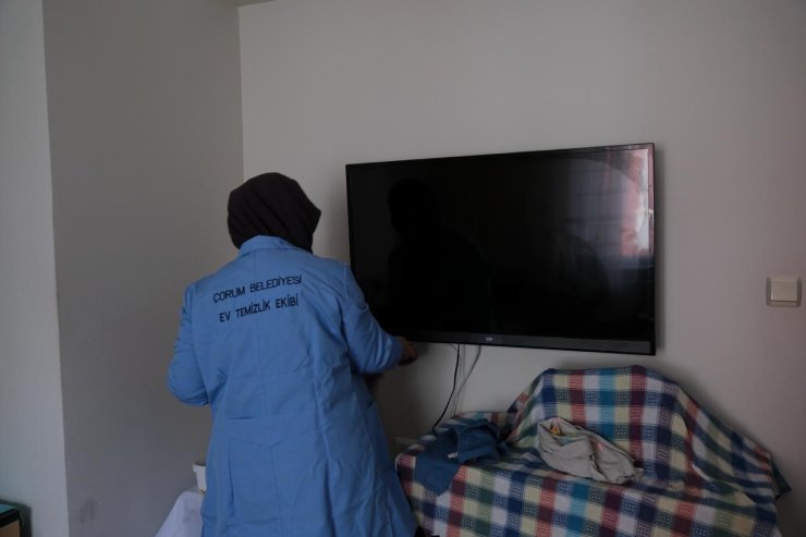 Çorum Belediyesi bu yıl 222 aileye ev temizliği hizmeti sundu