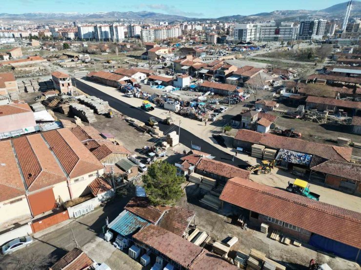 Çorum’da trafiği rahatlatacak yeni bir bağlantı yolu daha açıldı