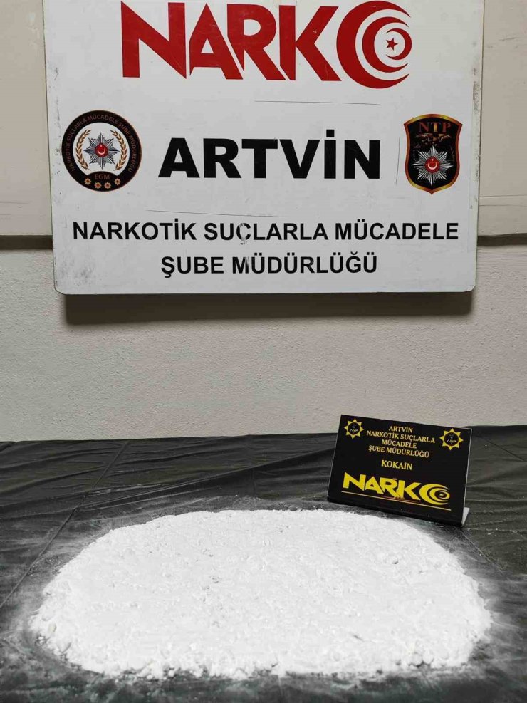 Artvin’de 147 gram kokain ele geçirildi