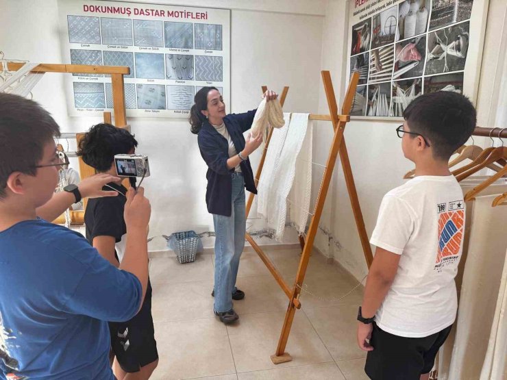 Dastar dokumacılığı, öğrencilerin dijital dokunuşuyla geleceğe taşındı