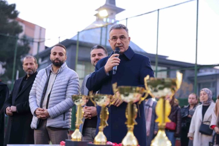 Başkan Kurnaz: "Topluma faydalı bireyler yetiştiriyoruz"