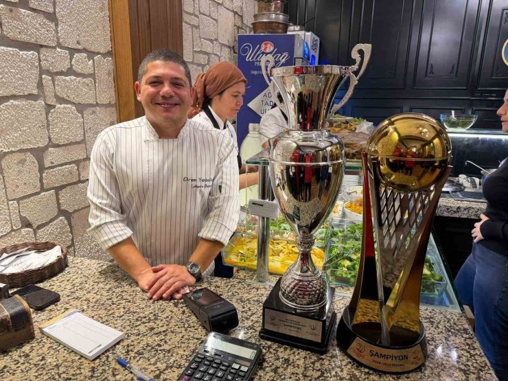 Lokanta Bahar’dan Ferhatoğlu Edremit Belediyesi Gürespor’a anlamlı destek