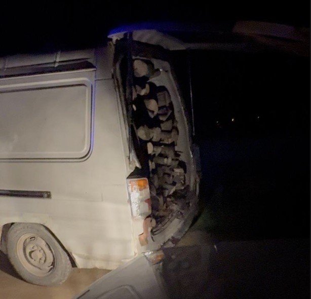 Gönen ve Manyas sınırında odun hırsızlığına suçüstü