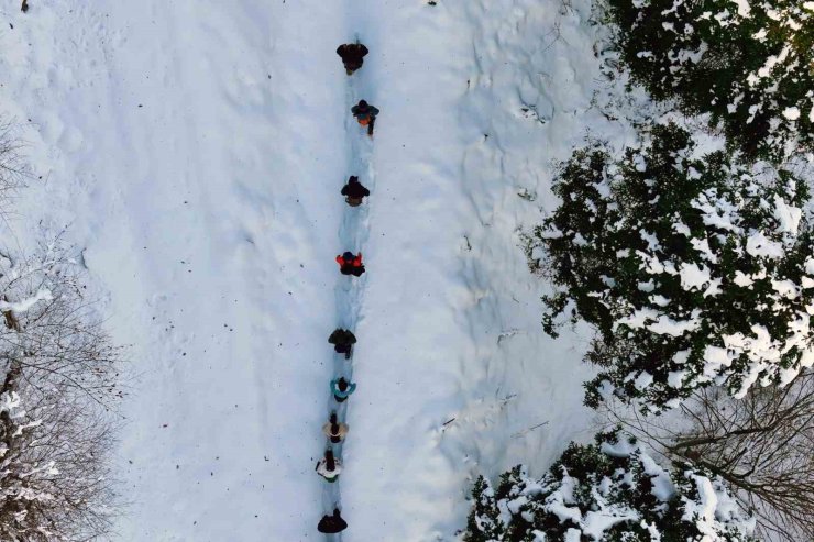 Gümüşhane’de şehrin gürültüsünden kaçanlar Torul’un zirvelerinde buluştu