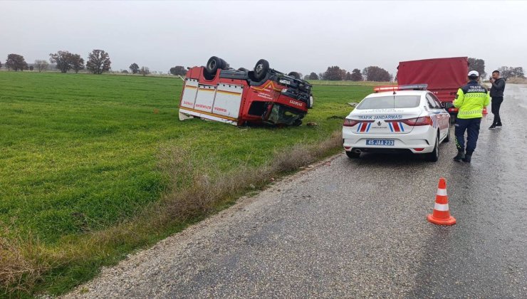 Yangına giden itfaiye aracı kaza yaptı: 1 yaralı