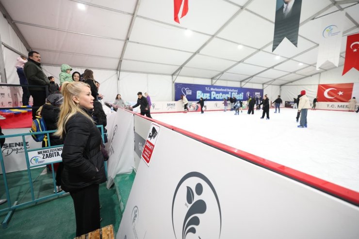 Buz Pateni Pisti gençlerin yeni buluşma noktası oldu