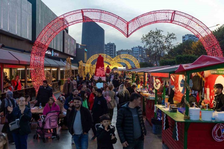 Sayapark’ta yılbaşı coşkusu tüm hızıyla devam ediyor