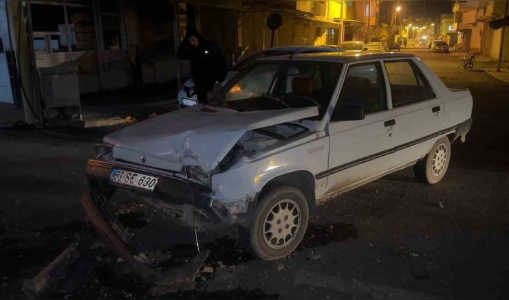 Şanlıurfa’da otomobiller çarpıştı