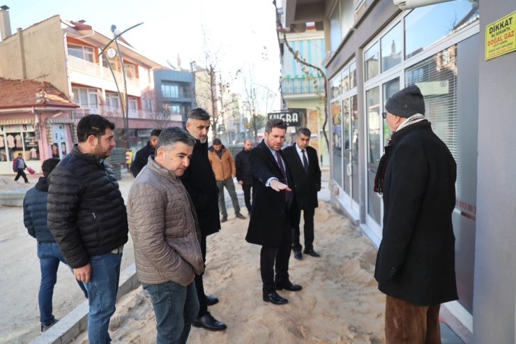 Tavas ilce merkezinde üst yapı çalışmalarını tüm hızıyla devam ediyor