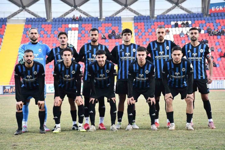 Erciyes 38 FK Teknik Direktör Adem Çak: "Hiçbir bahaneye sığınmadan çıkıp 3 puanımızı aldık"