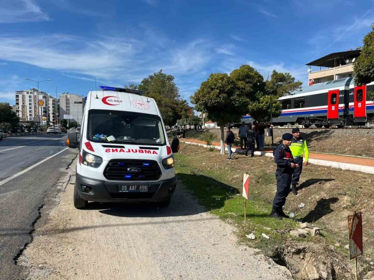 Tren kazasında yaralanan kadın 70 günlük yaşam mücadelesini kaybetti