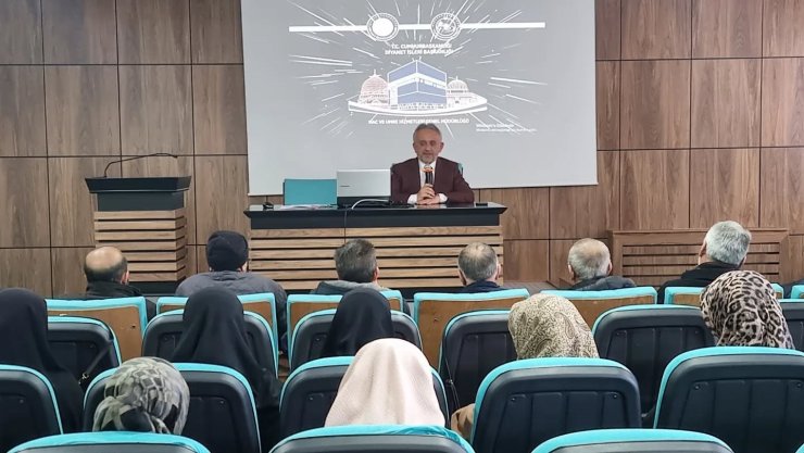 Bayburt’ta umrecilere hazırlık eğitimi verildi