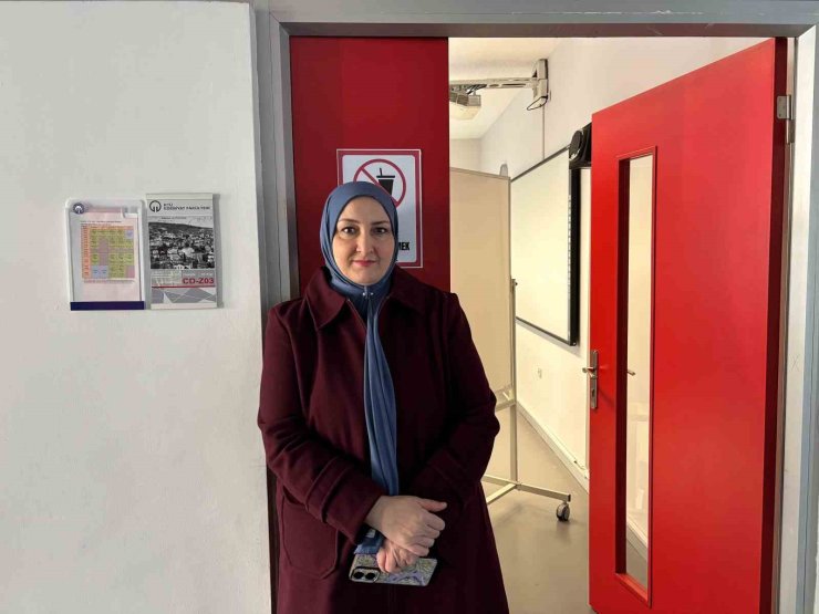 "Neden olmasın" dedi, 45 yaşında üniversite hayaline kavuştu