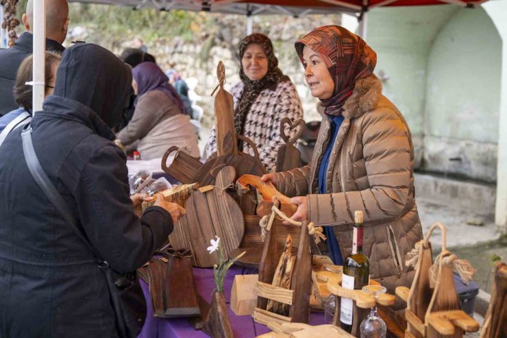 Mersin’de kırsal mahalle buluşmaları kadın emeğini Çamlıyayla’da buluşturdu