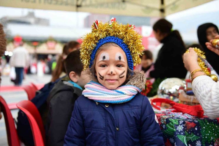 Yeni Yıl Festivali Osmangazi Meydanı’nda yoğun ilgi görüyor