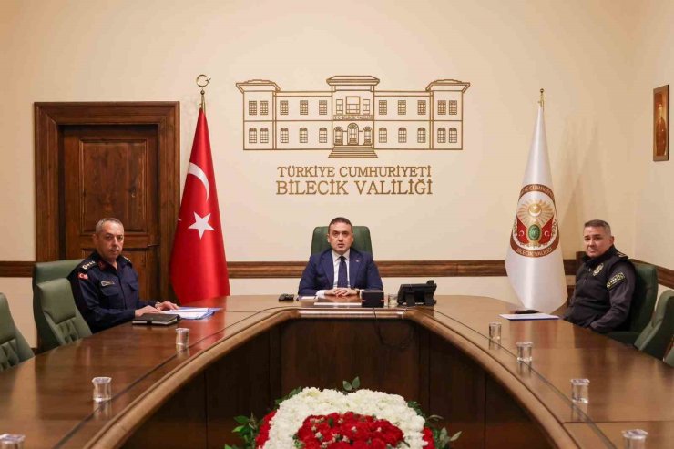 Vali Sözer, Yeni Yıl Tedbirlerine İlişkin Hazırlık ve Koordinasyon Toplantısı’na katıldı
