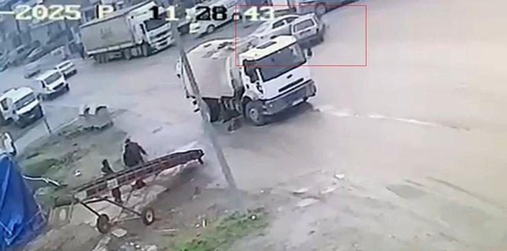 Karabük’te kaza anı ve tehlikeli yolculuk kameraya yansıdı