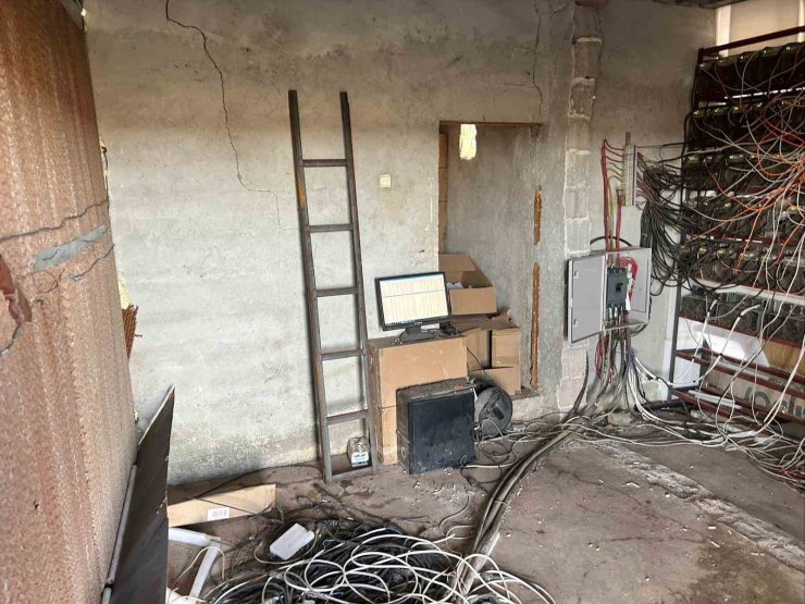 Şanlıurfa’da kripto para üreten depoya baskın: 1 gözaltı