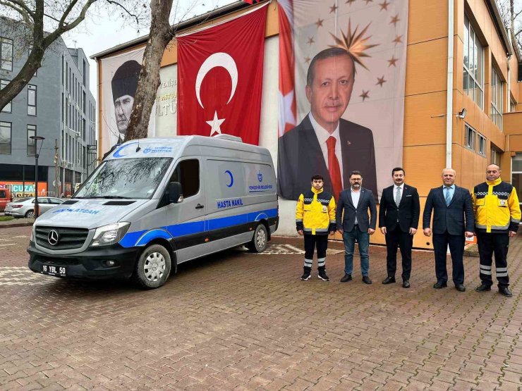 Başkan Ercan Özel’in çağrısı karşılık buldu: Hasta nakil aracı hizmete girdi