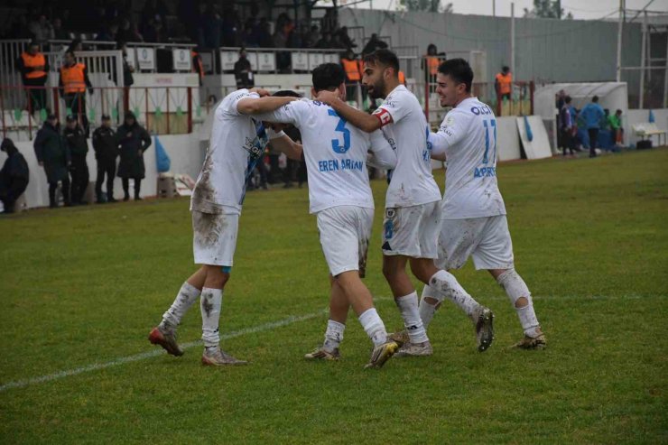 Erciyes 38 FK 15 maçta 17 gol attı